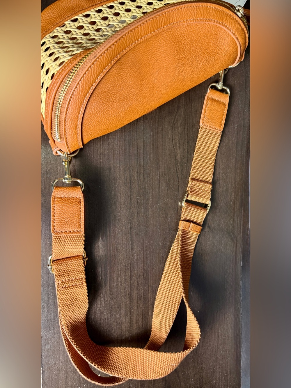 Universal Thread Tan and Natural Woven Crossbody Belt Bag - Picture 3 of 3
